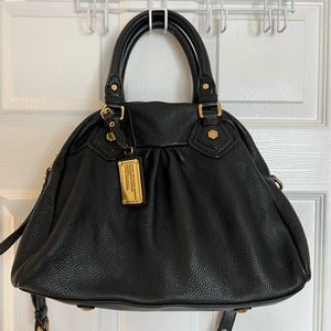 SOLD ON IG: Marc Jacobs Classic Groovee Q